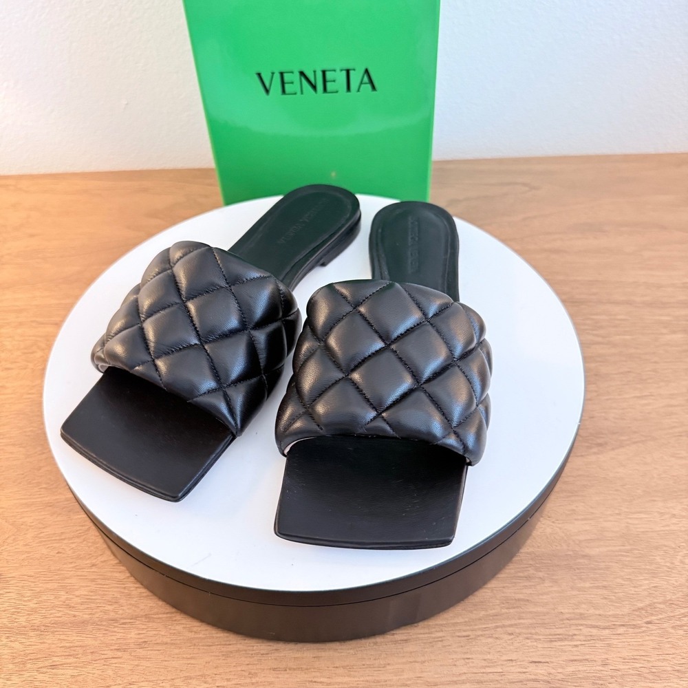 Bottega Veneta Padded Flat Sandal Black Nappa Matelasse 627710 Size 35